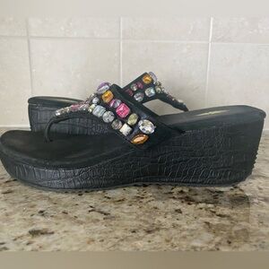 Volatile Women’s Bling Sandals Size 9
